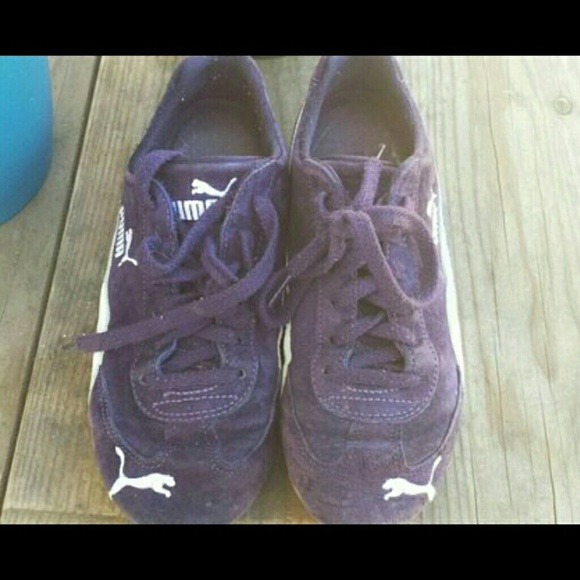 Purple Puma sneakers - Picture 2 of 2